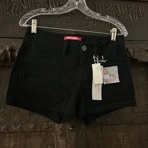 NWT Unionbay Black Shorts Juniors Size 5